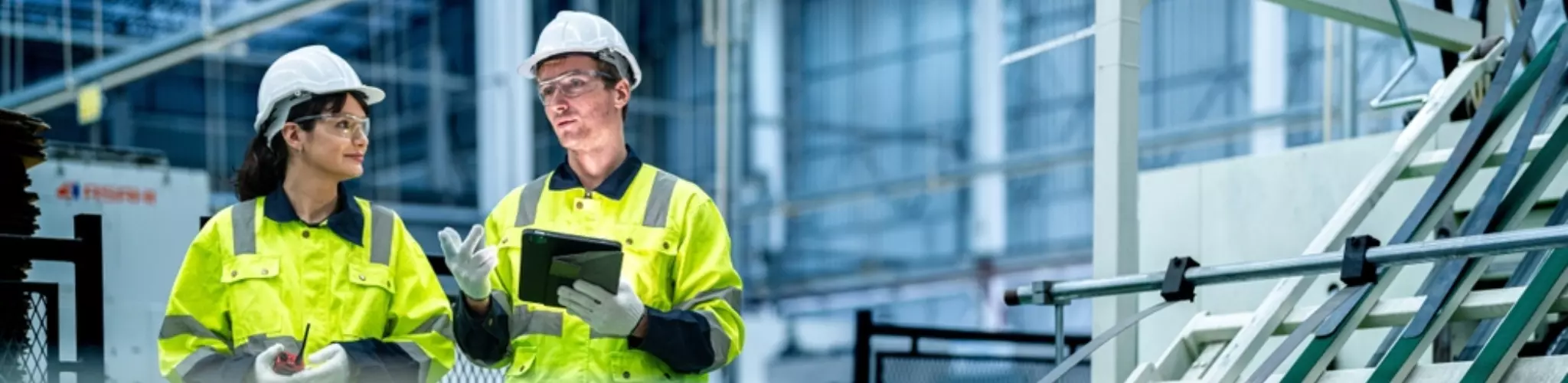 Wat doet een procesoperator, wat is je gemiddelde salaris en hoe ziet je werkdag eruit? Kom alles te weten over de functie procesoperator.